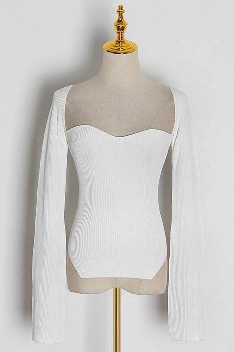 COZY CLOUD KNIT SWEATER IN WHITE