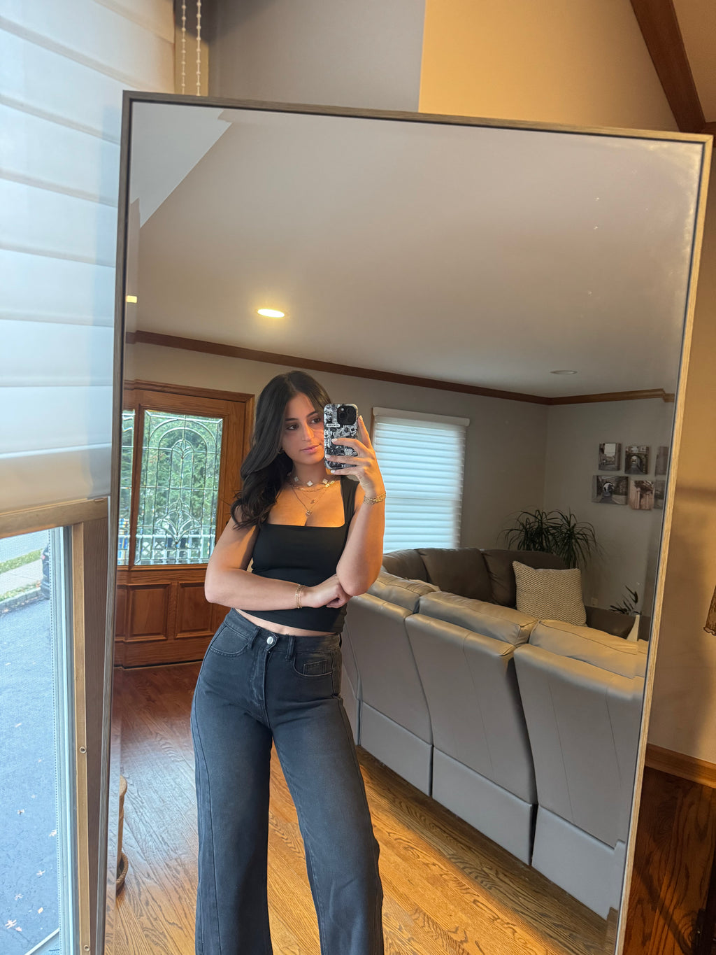 EFFORTLESS CHIC WIDE-LEG JEANS IN BLACK