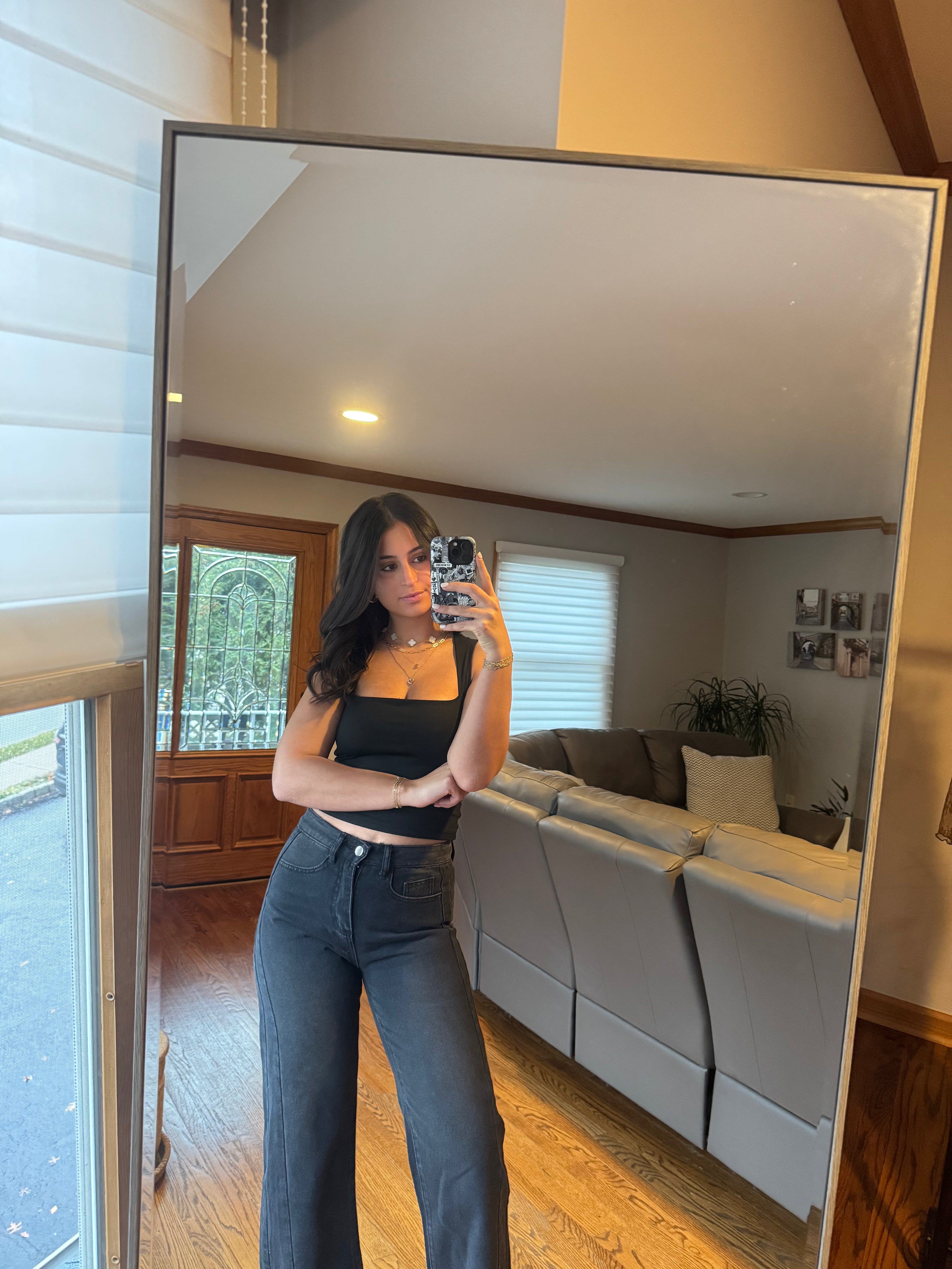 EFFORTLESS CHIC WIDE-LEG JEANS IN BLACK