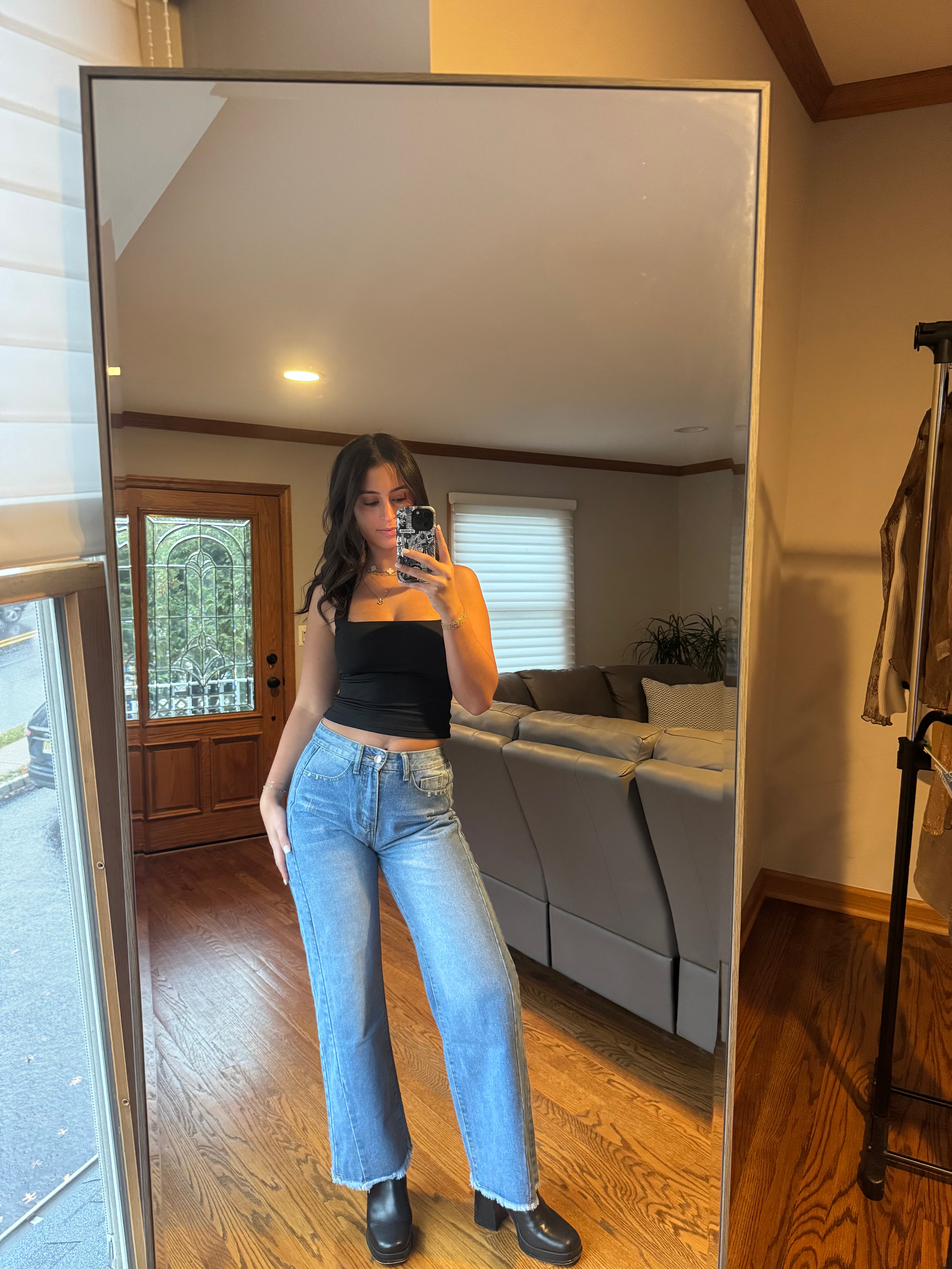 EFFORTLESS CHIC WIDE-LEG JEANS