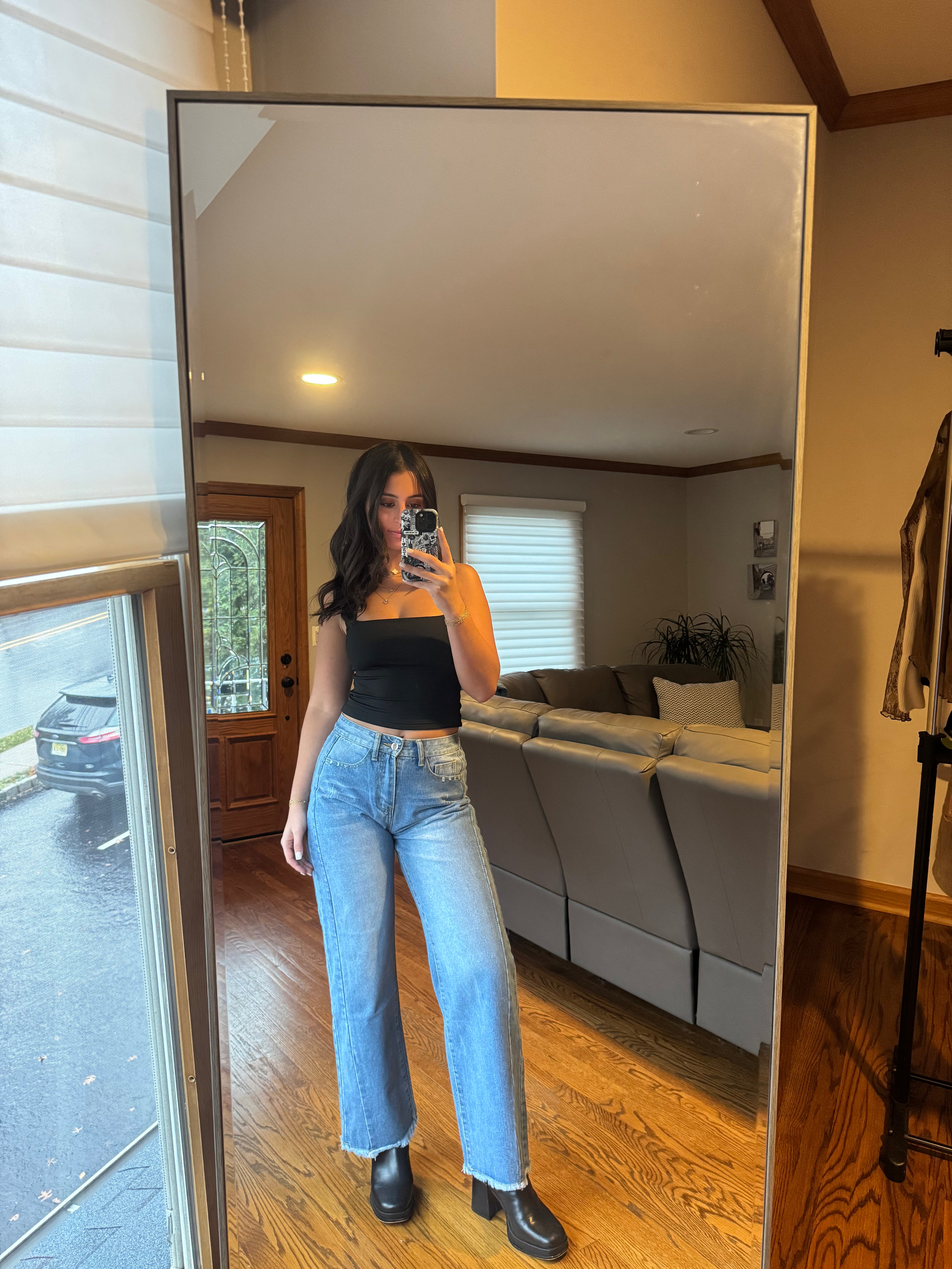 EFFORTLESS CHIC WIDE-LEG JEANS