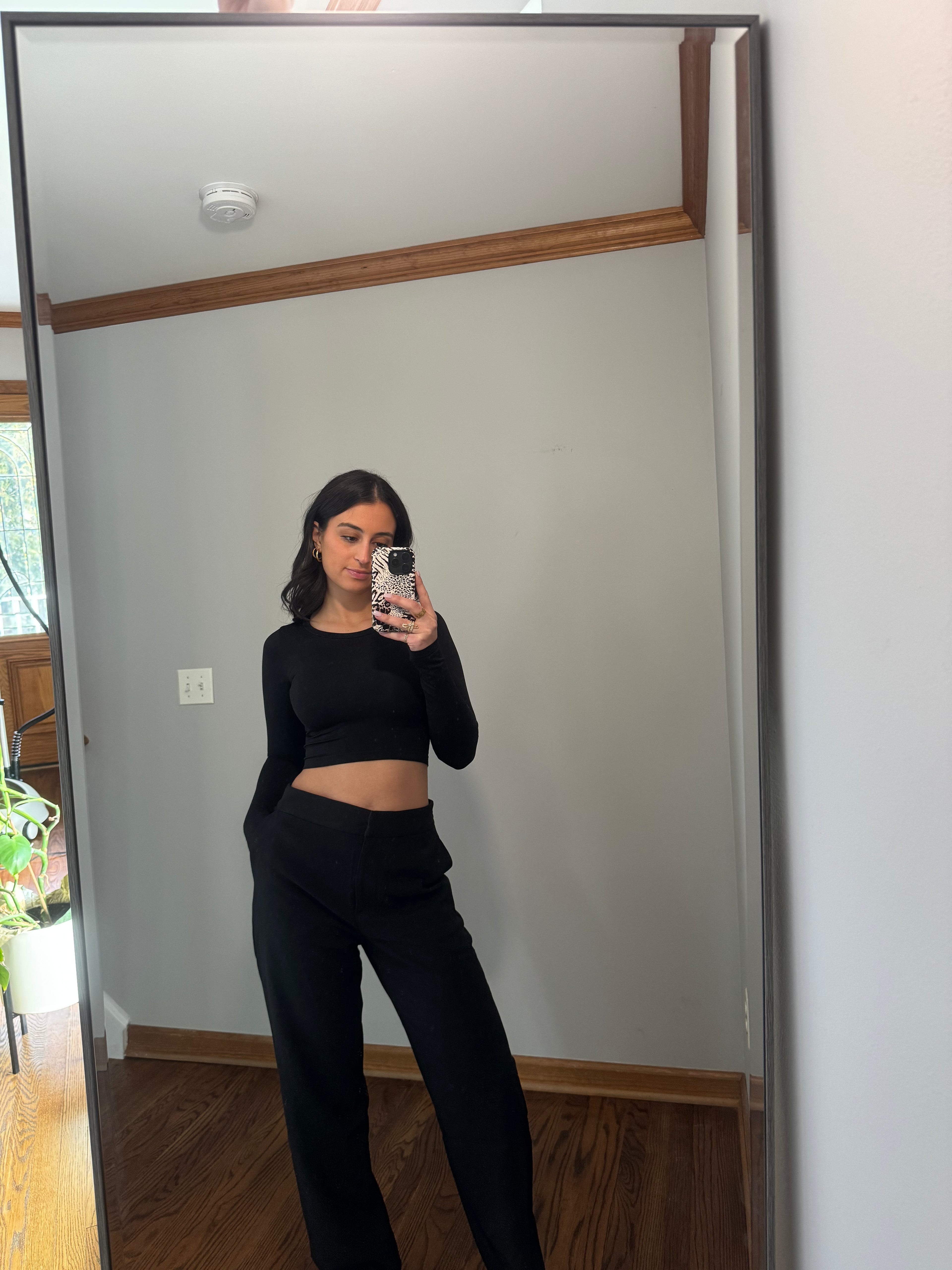 MILAN RELXAD PANTS IN BLACK