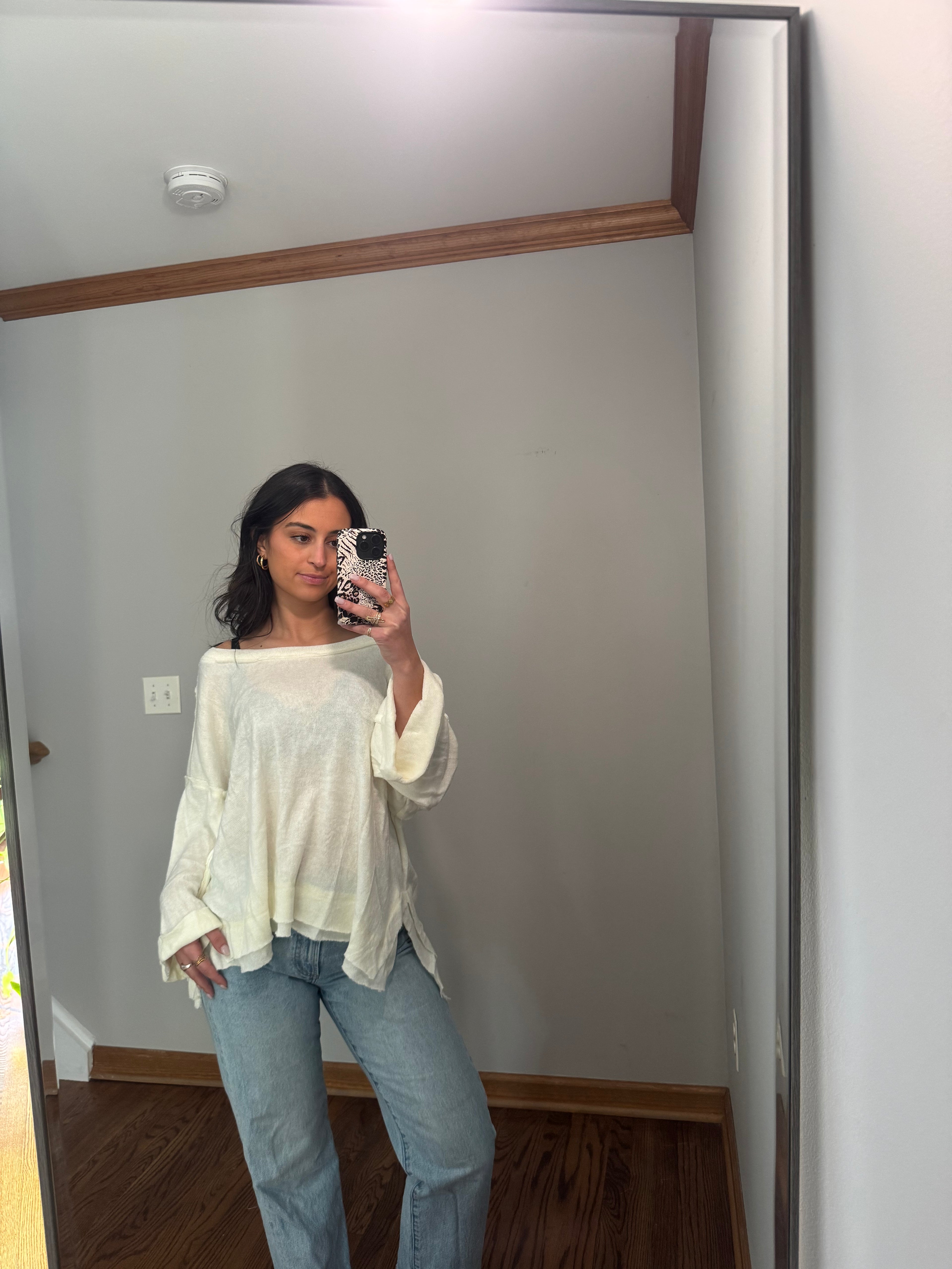 WILD NECK TOP